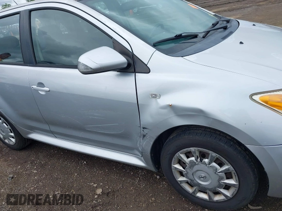 2006 Scion xA z VIN JTKKT624560147788, wystawiony jako IAAI lot #42327138 z przebiegiem 136 968 mil mil oraz . Historia ofert i sprzedaży dostępna na DreamBid. Obrazek 6.