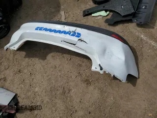 2012 Ford Focus SE z VIN 1FAHP3K27CL256370, wystawiony jako Copart lot #42689255 z przebiegiem 92 641 mil mil oraz Szkoda całkowita • Salvage title. Historia ofert i sprzedaży dostępna na DreamBid. Obrazek 12.