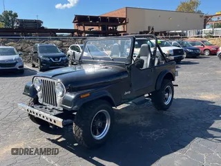 1986 Jeep CJ z VIN 1JCCM87A8GT005257, wystawiony jako Copart lot #73515554 z przebiegiem 51 993 mil mil oraz Tytuł czysty. Historia ofert i sprzedaży dostępna na DreamBid. Obrazek 2.
