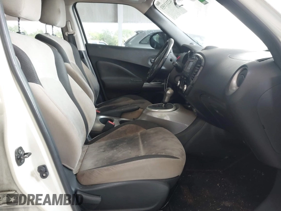 2011 Nissan Juke SV with VIN JN8AF5MR3BT014165, listed as a IAAI auction lot 42211353 with 125,731 mi miles and . Bid and sale history available at carsss.com. Image 5.