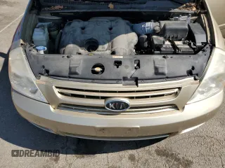 2008 Kia Sedona LX with VIN KNDMB233686258416, listed as a Copart auction lot 68587494 with 153,536 mi miles and Clean Title. Bid and sale history available at carsss.com. Image 12.