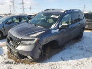 2021 Honda Passport Elite with VIN 5FNYF8H05MB022555, listed as a Copart auction lot 88236595 with 24,752 mi miles and Salvage Title. Bid and sale history available at carsss.com. Image 1.