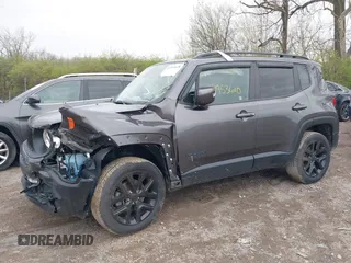 2018 Jeep Renegade Latitude z VIN ZACCJBBBXJPH73509, wystawiony jako IAAI lot #41953610 z przebiegiem 66 467 mil mil oraz . Historia ofert i sprzedaży dostępna na DreamBid. Obrazek 6.