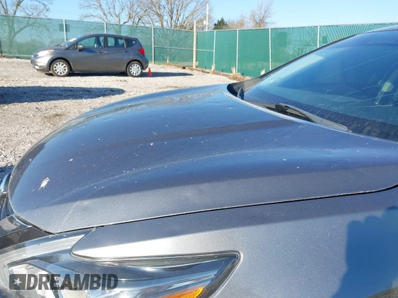 2018 Nissan Altima 2.5 SR with VIN 1N4AL3AP7JC240029, listed as a IAAI auction lot 41883209 with 77,190 mi miles. Bid and sale history available at carsss.com. Image 6.