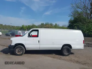 2014 Ford Econoline Cargo Commercial with VIN 1FTNS2EW2EDA83939, listed as a IAAI auction lot 42159453 with 148,947 mi miles. Bid and sale history available at carsss.com. Image 14.