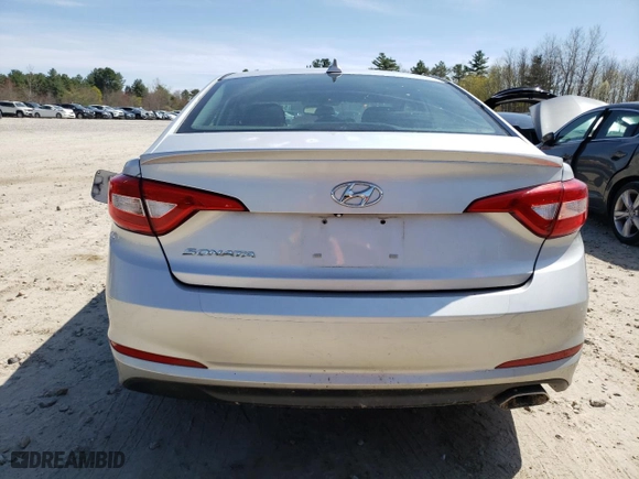 2015 Hyundai Sonata 2.4L SE with VIN 5NPE24AF8FH031535, listed as a Copart auction lot 54438405 with 143,629 mi miles and Clean Title. Bid and sale history available at carsss.com. Image 6.