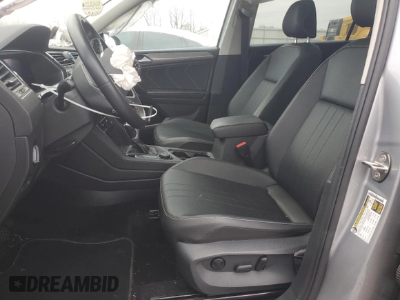 2023 Volkswagen Tiguan SE с VIN 3VVMB7AX8PM011840, выставлен на аукционе Copart как лот 83008624 с пробегом 23 847 миль миль и Списание • Salvage title. История ставок и продаж доступна на DreamBid. Изображение 7.