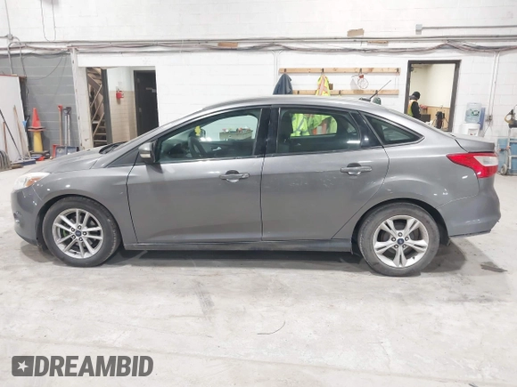 2014 Ford Focus SE with VIN 1FADP3F26EL446138, listed as a IAAI auction lot 42007291 with 201,261 mi miles. Bid and sale history available at carsss.com. Image 14.
