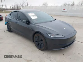 2024 Tesla Model 3 z VIN 5YJ3E1EA8RF722613, wystawiony jako IAAI lot #41596742 z przebiegiem 12 282 mil mil oraz . Historia ofert i sprzedaży dostępna na DreamBid. Obrazek 1.