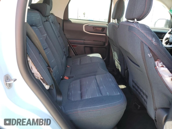 2024 Ford Bronco Sport Heritage z VIN 3FMCR9G64RRE99850, wystawiony jako Copart lot #50437215 z przebiegiem 8 704 mil mil oraz Szkoda całkowita • Salvage title. Historia ofert i sprzedaży dostępna na DreamBid. Obrazek 11.