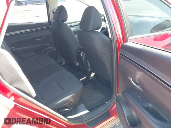 2022 Hyundai Tucson SEL z VIN 5NMJBCAE6NH157310, wystawiony jako IAAI lot #41938479 z przebiegiem 48 929 mil mil oraz . Historia ofert i sprzedaży dostępna na DreamBid. Obrazek 8.