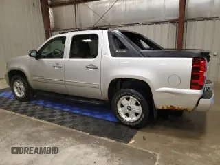 2011 Chevrolet Avalanche LT with VIN 3GNTKFE33BG123410, listed as a Copart auction lot 73465474 with 133,236 mi miles and Clean Title. Bid and sale history available at DreamBid. Image 2.