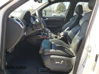 2017 Audi SQ5 Premium Plus z VIN WA1CCAFP1HA044328, wystawiony jako Copart lot #50638465 z przebiegiem 85 512 mil mil oraz Szkoda całkowita • Salvage title. Historia ofert i sprzedaży dostępna na DreamBid. Obrazek 7.