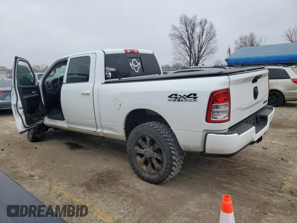 2019 Ram 2500 Tradesman with VIN 3C6UR5CL4KG640132, listed as a Copart auction lot 43938725 with 159,142 mi miles and Salvage Title. Bid and sale history available at carsss.com. Image 2.