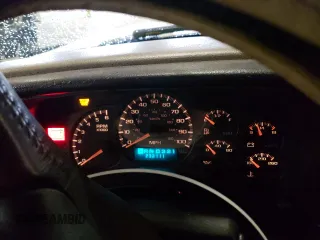 2002 GMC Yukon XL SLT with VIN 3GKFK16ZX2G270341, listed as a Copart auction lot 88023885 with 238,111 mi miles and Salvage Title. Bid and sale history available at carsss.com. Image 9.