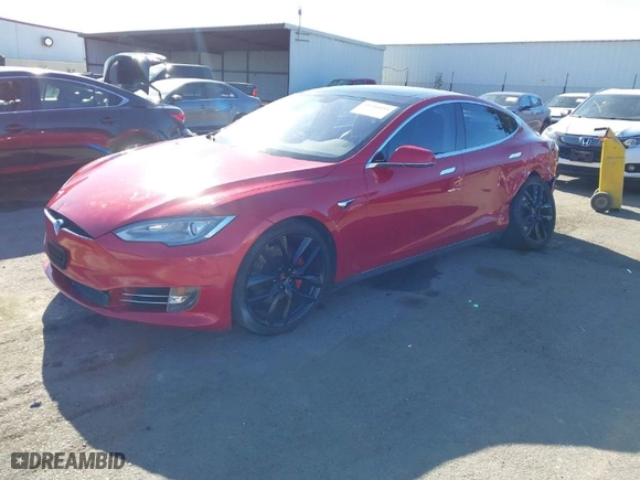 2013 Tesla Model S Performance with VIN 5YJSA1CP0DFP18854, listed as a IAAI auction lot 41146039 with 1 mi miles. Bid and sale history available at carsss.com. Image 2.