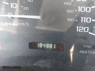 2001 Chevrolet Malibu LS with VIN 1G1NE52J116183636, listed as a IAAI auction lot 41524897 with 184,881 mi miles. Bid and sale history available at carsss.com. Image 7.