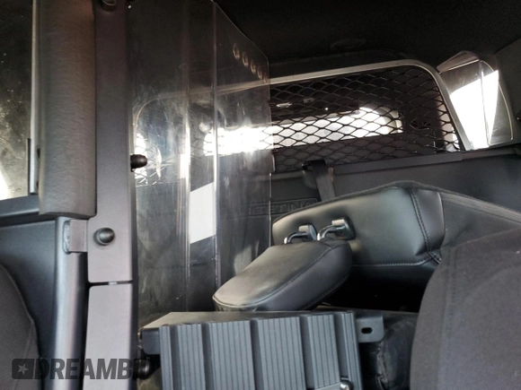 2021 Ford Police Interceptor Utility z VIN 1FM5K8AB9MGA18861, wystawiony jako Copart lot #57983875 z przebiegiem 45 170 mil mil oraz Szkoda całkowita • Salvage title. Historia ofert i sprzedaży dostępna na DreamBid. Obrazek 10.