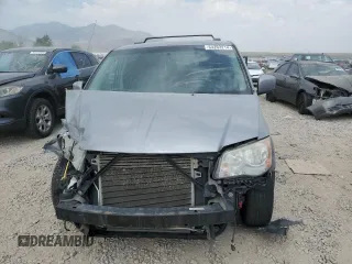 2014 Chrysler Town & Country Touring with VIN 2C4RC1BGXER395493, listed as a Copart auction lot 64263214 with 142,844 mi miles and Salvage Title. Bid and sale history available at DreamBid. Image 5.