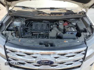 2019 Ford Explorer XLT z VIN 1FM5K7D83KGB28747, wystawiony jako Copart lot #71127864 z przebiegiem 127 986 mil mil oraz Szkoda całkowita • Salvage title. Historia ofert i sprzedaży dostępna na DreamBid. Obrazek 12.