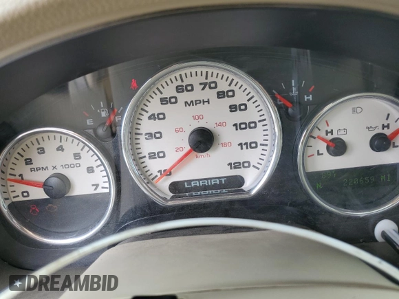 2004 Ford F-150 XLT with VIN 1FTPW14574KB96621, listed as a Copart auction lot 61137655 with 220,659 mi miles and Salvage title. Bid and sale history available at DreamBid. Image 9.