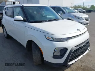 2020 Kia Soul S with VIN KNDJ23AU9L7043216, listed as a IAAI auction lot 41842726 with 97,170 mi miles and . Bid and sale history available at DreamBid. Image 1.