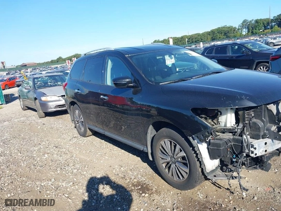 2019 Nissan Pathfinder S with VIN 5N1DR2MM3KC603828, listed as a IAAI auction lot 40292432 with 58677 miles. Bid and sale history available at carsss.com. Image 1.