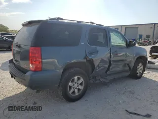 2009 GMC Yukon SLT w/4SB with VIN 1GKFK33079R247787, listed as a Copart auction lot 75493404 with 227,653 mi miles and Salvage Title. Bid and sale history available at carsss.com. Image 3.