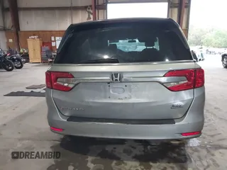 2018 Honda Odyssey LX with VIN 5FNRL6H21JB067863, listed as a IAAI auction lot 40432996 with 224,723 mi miles. Bid and sale history available at carsss.com. Image 16.