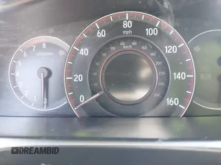 2016 Honda Accord Sport z VIN 1HGCR2F52GA128487, wystawiony jako IAAI lot #42465955 z przebiegiem Nie podano mil oraz . Historia ofert i sprzedaży dostępna na DreamBid. Obrazek 7.