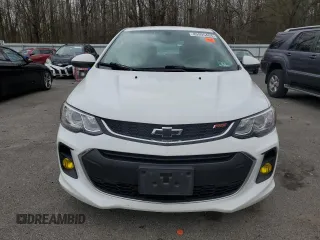 2018 Chevrolet Sonic LT z VIN 1G1JD6SB8J4112882, wystawiony jako Copart lot #50329714 z przebiegiem 92 192 mil mil oraz Szkoda całkowita • Salvage title. Historia ofert i sprzedaży dostępna na DreamBid. Obrazek 5.