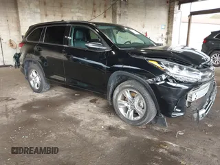 2019 Toyota Highlander Limited z VIN 5TDDZRFH1KS944074, wystawiony jako IAAI lot #42187375 z przebiegiem 118 030 mil mil oraz . Historia ofert i sprzedaży dostępna na DreamBid. Obrazek 1.