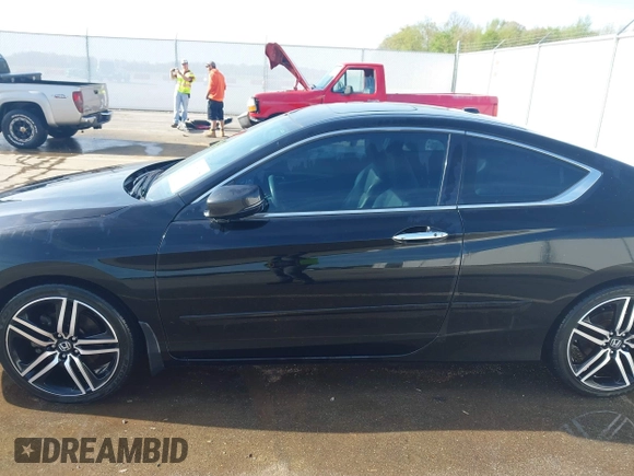 2016 Honda Accord Touring with VIN 1HGCT2B01GA001130, listed as a IAAI auction lot 42079687 with 92,641 mi miles and . Bid and sale history available at DreamBid. Image 15.
