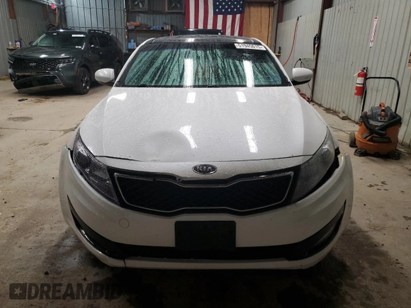 2011 Kia Optima EX with VIN KNAGN4A66B5163880, listed as a Copart auction lot 51945015 with 170,118 mi miles and Clean Title. Bid and sale history available at carsss.com. Image 5.