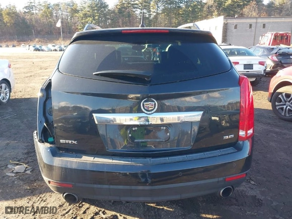 2013 Cadillac SRX Performance Collection with VIN 3GYFNDE3XDS562910, listed as a IAAI auction lot 38167815 with NaN miles. Bid and sale history available at carsss.com. Image 16.