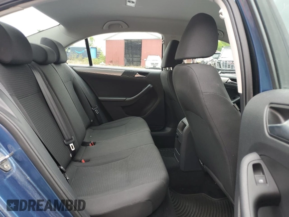 2015 Volkswagen Jetta SE with VIN 3VWD17AJ5FM326779, listed as a Copart auction lot 61359505 with 110,157 mi miles and Salvage title. Bid and sale history available at DreamBid. Image 10.