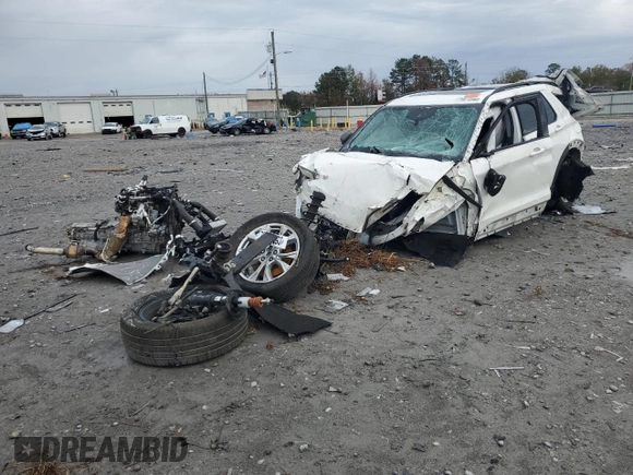 2020 Ford Explorer XLT z VIN 1FMSK7DH2LGC41299, wystawiony jako Copart lot #75872593 z przebiegiem Nie podano mil oraz Nie do naprawy • Non repairable. Historia ofert i sprzedaży dostępna na DreamBid. Obrazek 1.