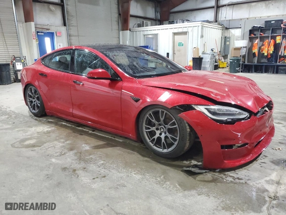2021 Tesla Model S Plaid with VIN 5YJSA1E6XMF440985, listed as a Copart auction lot 52744305 with 35,123 mi miles and Salvage Title. Bid and sale history available at carsss.com. Image 4.