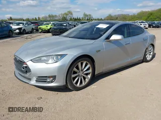 2012 Tesla Model S Performance with VIN 5YJSA1DP3CFP01348, listed as a IAAI auction lot 42185490 with 181,217 mi miles and . Bid and sale history available at DreamBid. Image 18.