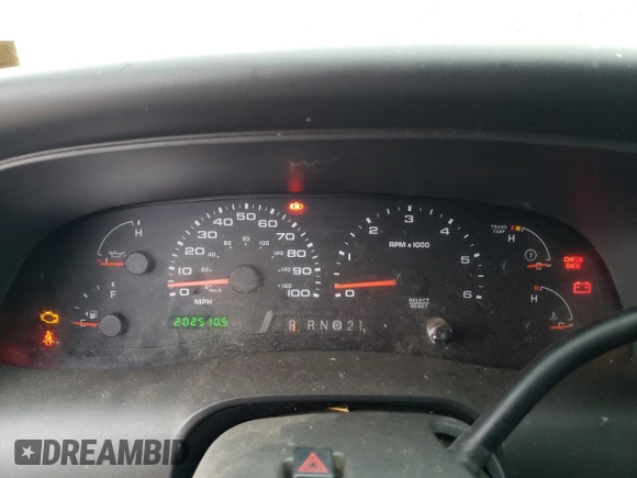 2004 Ford Excursion Special Serv с VIN 1FMNU41L44EB01671, выставлен на аукционе Copart как лот 85745504 с пробегом 202 510 миль миль и Чистый • Clean title. История ставок и продаж доступна на DreamBid. Изображение 9.