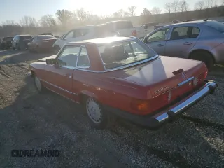1988 Mercedes-Benz 560 Series 560SL with VIN WDBBA48D8JA086821, listed as a Copart auction lot 46036055 with 147,920 mi miles and Salvage Title. Bid and sale history available at carsss.com. Image 2.