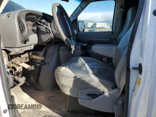 2008 Ford Econoline Passenger XL with VIN 1FBNE31L38DA10404, listed as a Copart auction lot 85155364 with 102,632 mi miles and Clean Title. Bid and sale history available at carsss.com. Image 7.