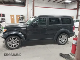 2010 Dodge Nitro Heat z VIN 1D4PT4GK4AW173980, wystawiony jako IAAI lot #41842870 z przebiegiem 165 087 mil mil oraz . Historia ofert i sprzedaży dostępna na DreamBid. Obrazek 14.