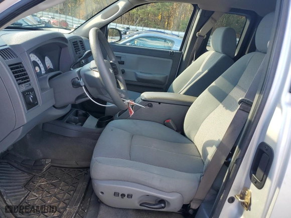 2005 Dodge Dakota ST with VIN 1D7HW22KX5S133507, listed as a Copart auction lot 81101624 with 174,948 mi miles and Salvage Title. Bid and sale history available at carsss.com. Image 7.