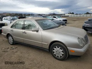 1998 Mercedes-Benz E-Class with VIN WDBJF65F2WA655345, listed as a Copart auction lot 81638574 with 159,554 mi miles and Clean Title. Bid and sale history available at carsss.com. Image 4.