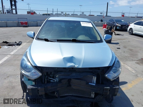 2012 Hyundai Accent GLS z VIN KMHCU4AE1CU057299, wystawiony jako IAAI lot #42130443 z przebiegiem 65 901 mil mil oraz . Historia ofert i sprzedaży dostępna na DreamBid. Obrazek 13.