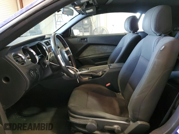 2014 Ford Mustang V6 with VIN 1ZVBP8EM0E5272232, listed as a Copart auction lot 45492135 with 163,820 mi miles and Clean Title. Bid and sale history available at carsss.com. Image 7.