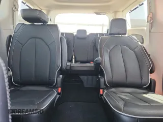 2023 Chrysler Pacifica Limited with VIN 2C4RC3GG8PR604835, listed as a Copart auction lot 57661325 with 33,232 mi miles and Salvage title. Bid and sale history available at DreamBid. Image 10.