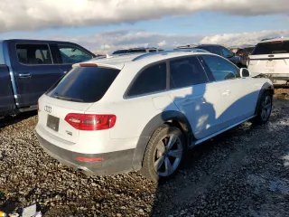 2016 Audi allroad Premium Plus with VIN WA1UFAFL9GA015036, listed as a Copart auction lot 82052924 with 98,625 mi miles and Salvage Title. Bid and sale history available at carsss.com. Image 3.
