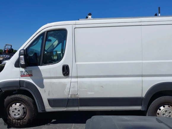 2022 Ram ProMaster Cargo with VIN 3C6LRVNG4NE132710, listed as a IAAI auction lot 41797653 with 61,848 mi miles and . Bid and sale history available at DreamBid. Image 15.